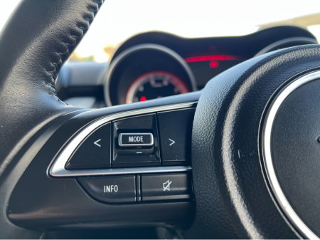 2023 Suzuki Swift 1.2 DUALJET HYBRID SZ-L €16,950 thumbnail