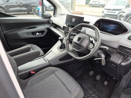 2024 Peugeot Rifter - thumbnail 6