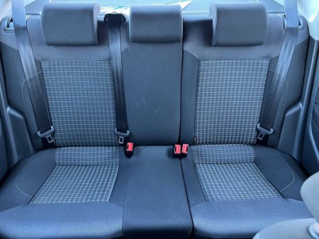 2015 Volkswagen Polo - thumbnail 12