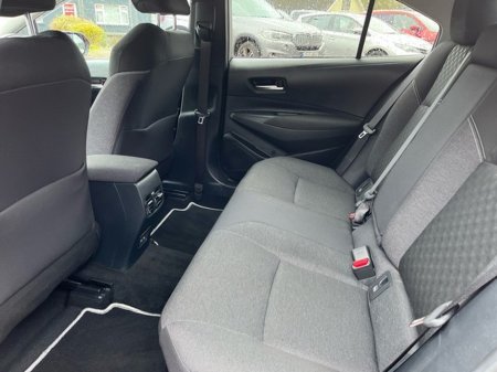 2024 Toyota Corolla FRESH SELECTION OF TRADE-INS COROLLA LUNA SPORT SALOON thumbnail