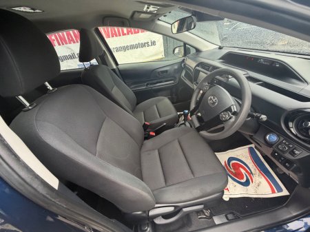 2016 Toyota Aqua - thumbnail 10