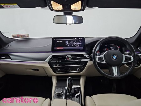 2021 BMW 5 Series - photo 11