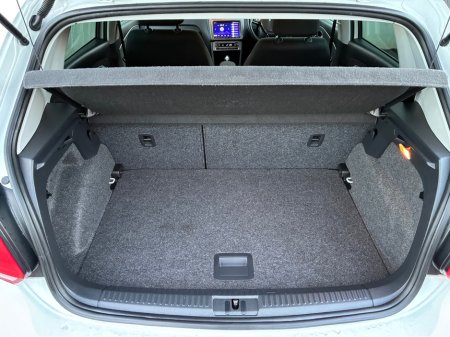 2016 Volkswagen Polo 1.2i TSI Petrol AllStar Automatic €13,500 thumbnail