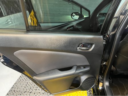 2020 Toyota Prius - thumbnail 18