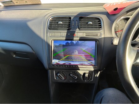 2016 Volkswagen Polo 1.2i TSI Petrol Automatic Comfortline €13,500 thumbnail