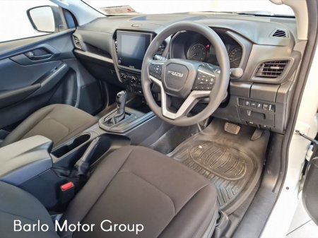 2026 Isuzu D-MAX - thumbnail 13