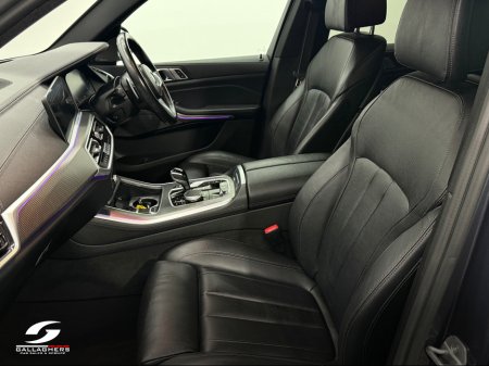 2022 BMW X5 (222) M SPORT PRO PACK XDRIVE 45E AUTO €64,950 thumbnail