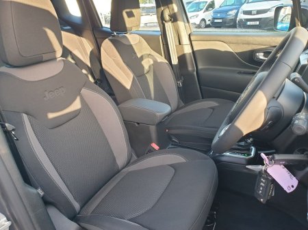 2024 Jeep Renegade - thumbnail 21