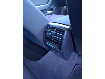 2015 Volkswagen Passat - thumbnail 16