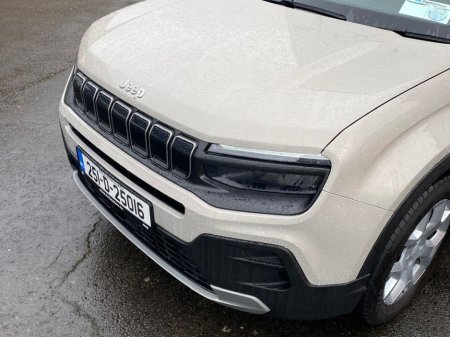 2025 Jeep Avenger 1.2 100Hp Mhev Altitude €28,895 thumbnail