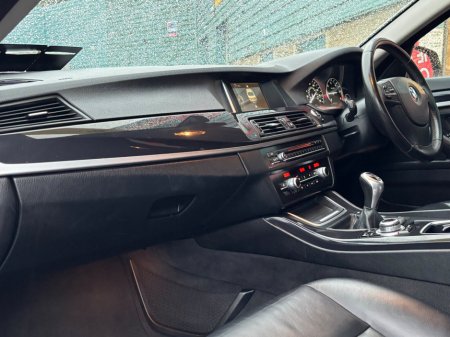 2015 BMW 5 Series 518d SE €8,950 thumbnail