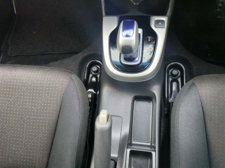 2016 Honda Fit - thumbnail 13