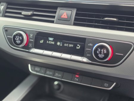 2017 Audi A4 - thumbnail 12