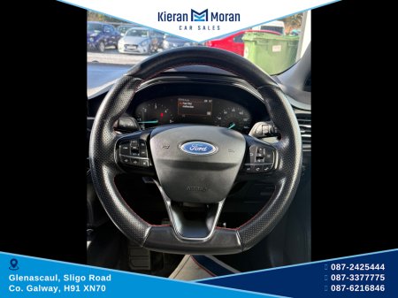 2019 Ford Focus - thumbnail 16