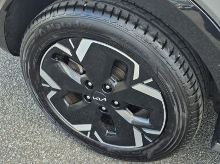 2023 Kia Niro - thumbnail 10