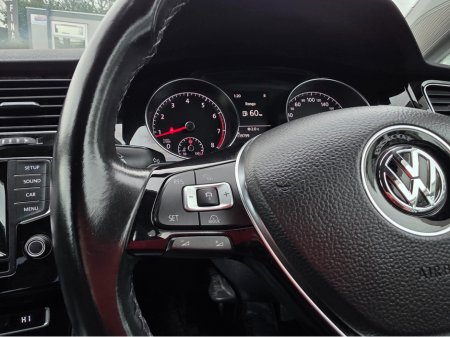 2013 Volkswagen Golf 1.4 HIGHLINE EDITION ALCANTARA PARKING SENSORS - SIMI DEALER - LOW ROAD TAX BAND thumbnail