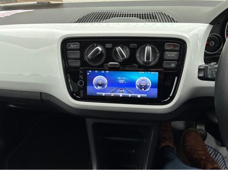 2016 Volkswagen up! 1.0i Petrol Jeans Up Automatic €10,750 thumbnail