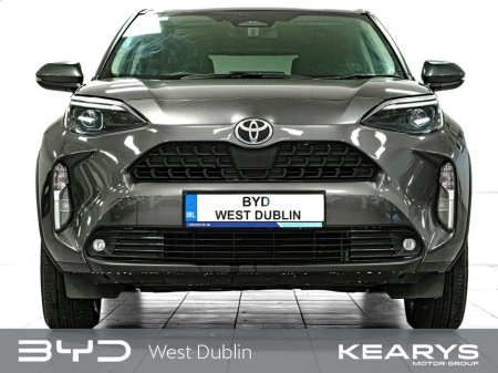 2024 Toyota Yaris Cross 1.5 Hybrid Luna €28,890 thumbnail