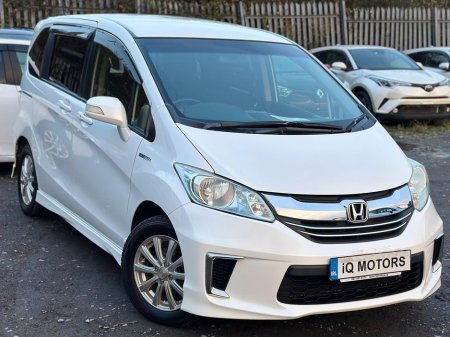 2015 Honda Freed 1.5 Petrol Hybrid Petrol 6 Seater Android Auto/CP €10,495