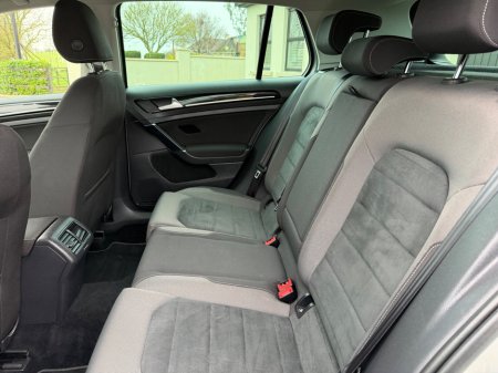 2019 Volkswagen Golf - thumbnail 19