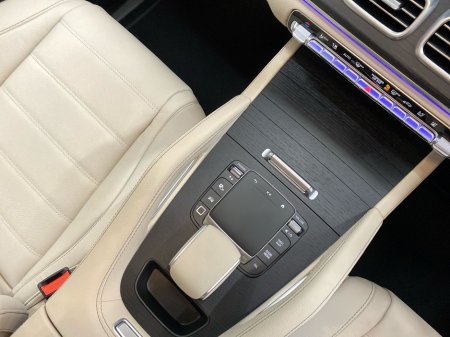 2026 Mercedes-Benz GLE Class GLE 400e 4MATIC SPORT EDITION €110,326 thumbnail