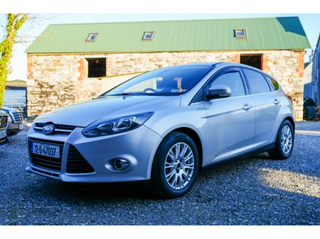 2012 Ford Focus - thumbnail 7
