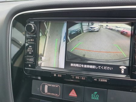 2016 Mitsubishi Outlander - thumbnail 19