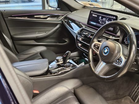 2022 BMW 5 Series 530e M Sport €37,950 thumbnail