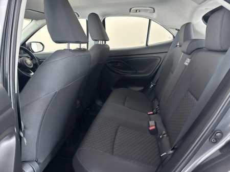 2024 Toyota Yaris Cross HYBRID LUNA €28,950 thumbnail