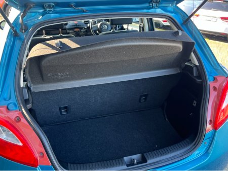 2014 Mazda Mazda2 - thumbnail 8