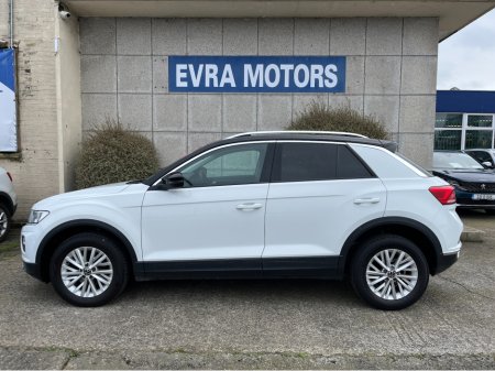 2021 Volkswagen T-Roc - thumbnail 6