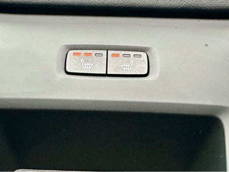 2025 Volvo XC60 T6 AWD PANORAMIC SUNROOF thumbnail