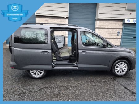 2026 Volkswagen Caddy /2026/1.5 PETROL PLUG-IN HYBRID/7 SEATER/WAV €69,500 thumbnail