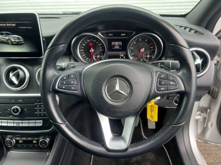 2016 Mercedes-Benz A Class - thumbnail 6