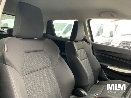 2023 Suzuki Swift - thumbnail 12