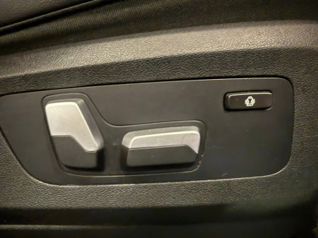 2022 BMW X5 xDrive45e M Sport €49,900 thumbnail