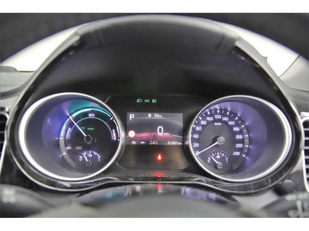 2024 Kia XCeed 1.6 GDI Plug-in Hybrid €29,890 thumbnail