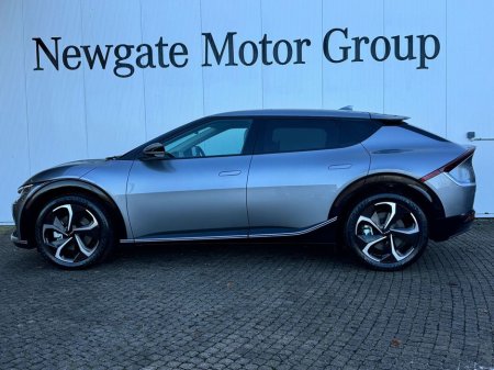 2025 Kia EV6 - thumbnail 2