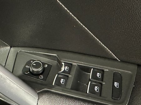 2020 Volkswagen Tiguan - thumbnail 22