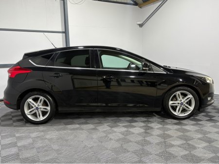 2016 Ford Focus 1.5 TDCI ZETEC 120PS 5DR €9,950 thumbnail