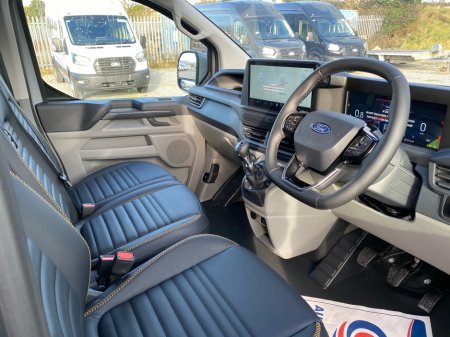 2026 Ford Transit Custom - thumbnail 8