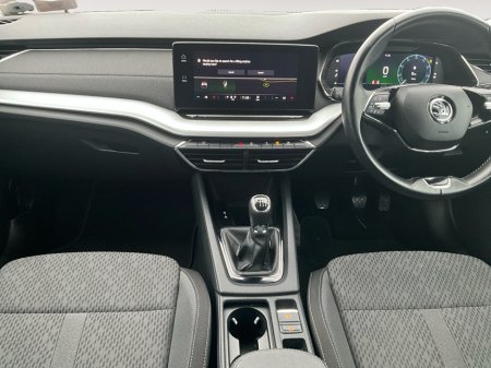 2022 Skoda Octavia STYLE 2.0 TDI 115HP 5DR €27,500 thumbnail