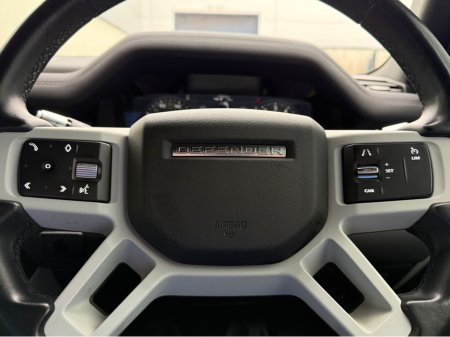 2021 Land Rover Defender - thumbnail 19