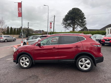 2019 Nissan Qashqai 1.2 SV SS 5DR PETROL  VERY  LOW  MILEAGE €16,950 thumbnail