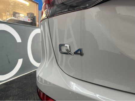 2024 Audi Q4 e-tron €39950! 2024 AUDI Q4 E-TRON SPORTBACK ELECTRIC AUTOMATIC / CRUISE CONTROL / 360° PARKING CAMERA / HEATED SEATS / APPLE CARPLAY / PADDLE SHIFTERS / AMBIENT LIGHTS €39,950 thumbnail