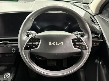 2023 Kia Niro - thumbnail 12