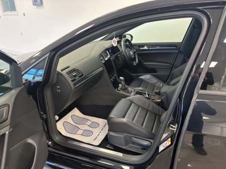 2017 Volkswagen Golf R 2.0 TSI 5DR 310HP 4M R DSG €28,495 thumbnail