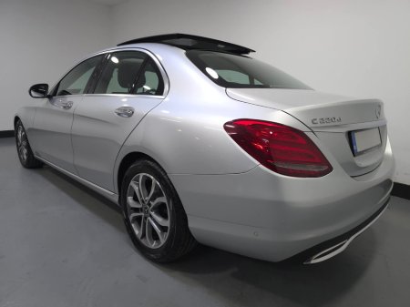 2018 Mercedes-Benz C Class C 220 D €22,950 thumbnail