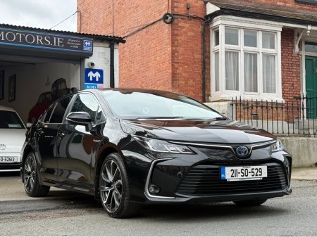 2021 Toyota Corolla - thumbnail 3