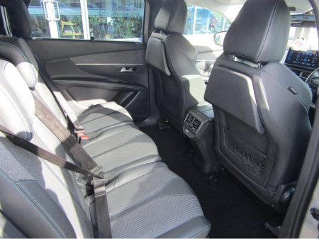 2022 Peugeot 5008 - thumbnail 10